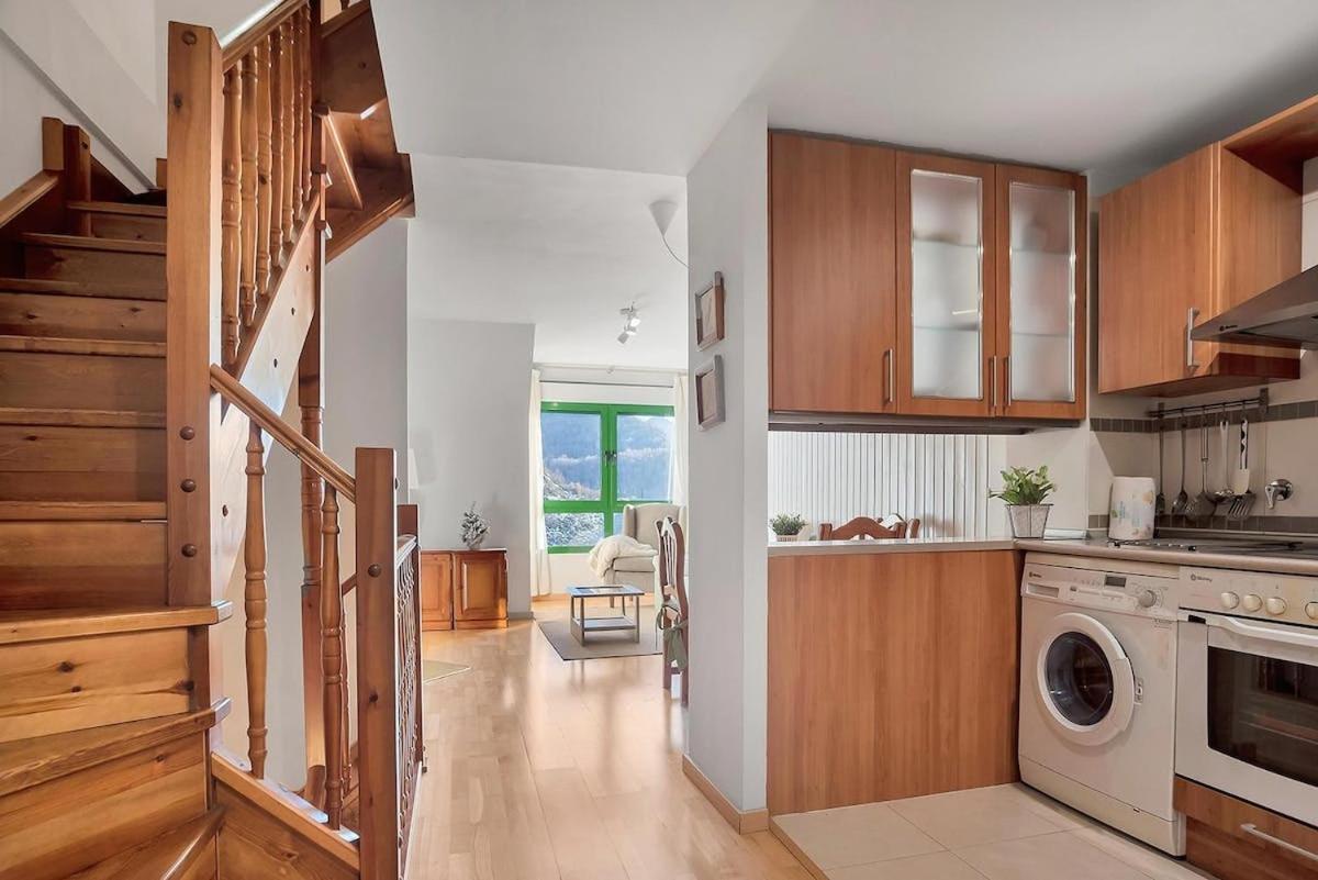 Argualas Triplex Con Piscina Пантикоса Экстерьер фото