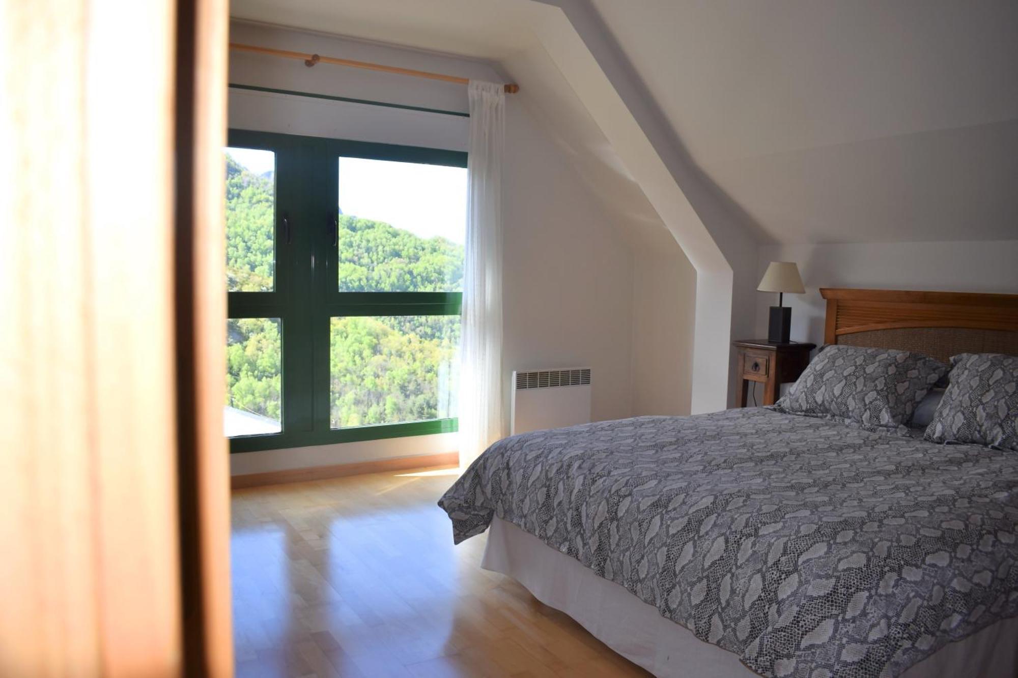 Argualas Triplex Con Piscina Пантикоса Экстерьер фото