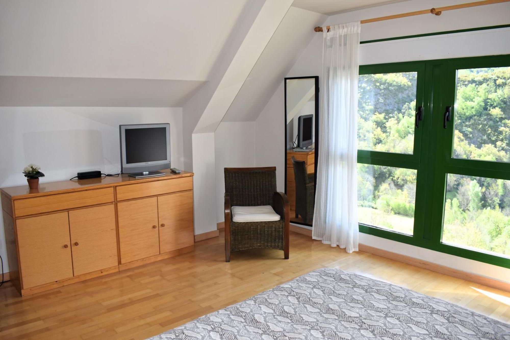 Argualas Triplex Con Piscina Пантикоса Экстерьер фото