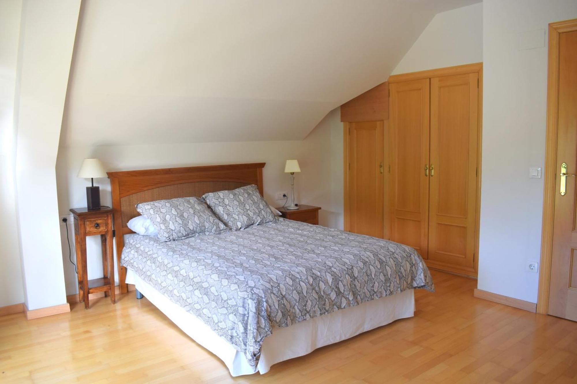 Argualas Triplex Con Piscina Пантикоса Экстерьер фото